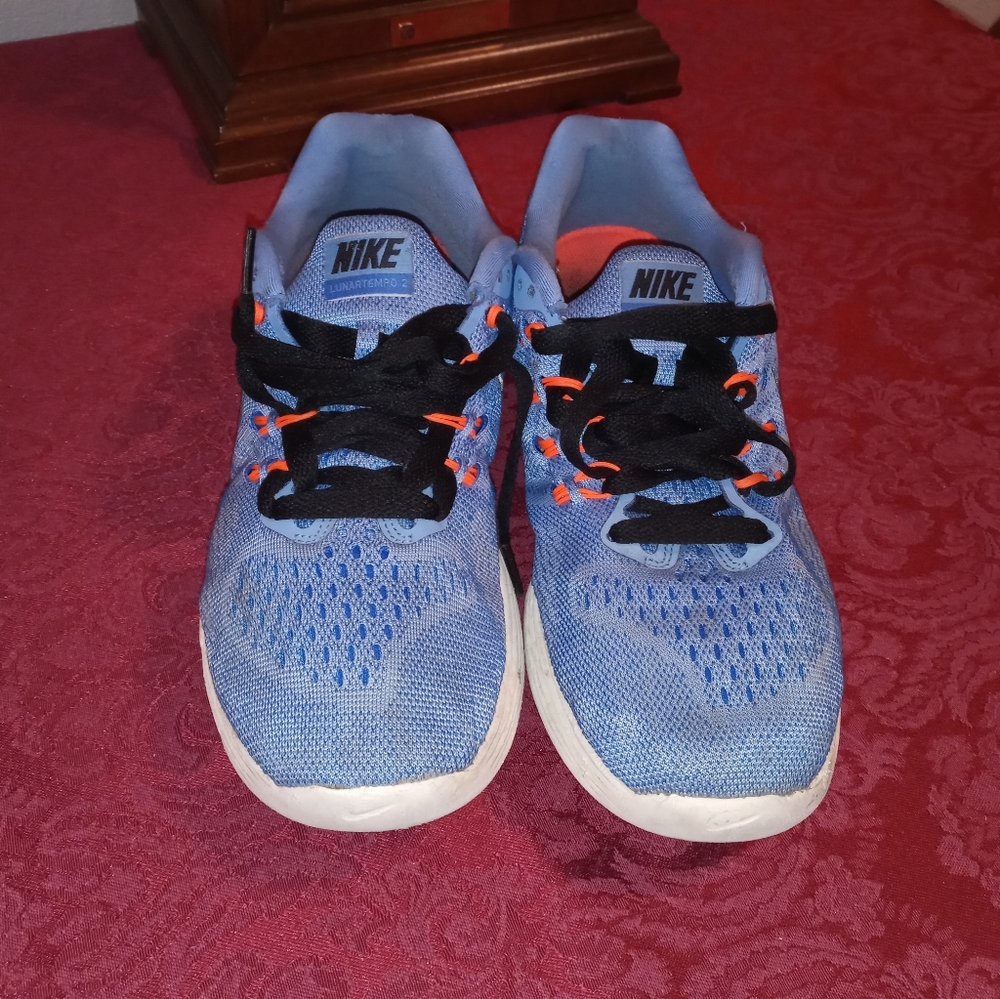 Nike Women's Blue and Black Sneakers